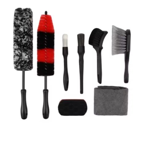 Wheel cleaning brushes